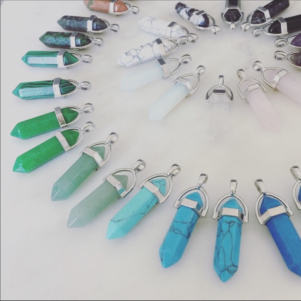 Crystal Dagger Keychain! - Picture 7 of 8